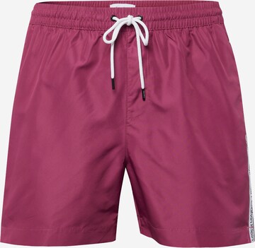 Calvin Klein Swimwear Plavecké šortky – pink: přední strana
