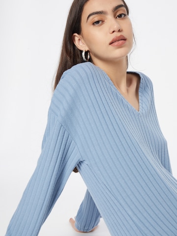 ABOUT YOU Shirt 'Mariella' in Blue