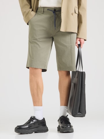 Regular Pantalon chino LERROS en vert : devant