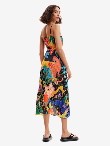 Robe d’été Desigual en mélange de couleurs