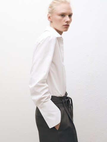 MANGO Blouse 'Chyny' in Wit