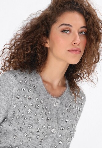 faina - Cárdigan en gris