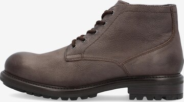 Drievholt Lace-Up Boots in Brown: front