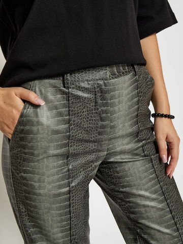 minus - regular Pantalón 'MSLilu' en gris