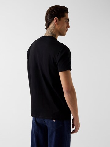 GUESS - Camiseta en negro
