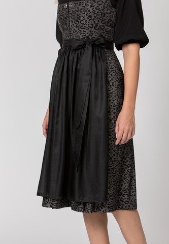 STOCKERPOINT Dirndl in Grau