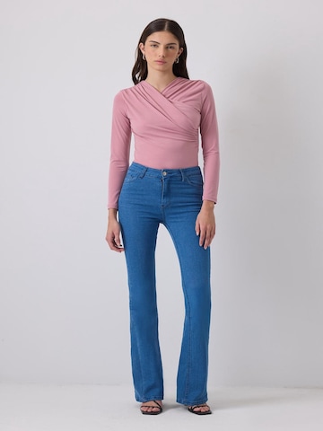 Chemisier Touche Prive en rose : devant