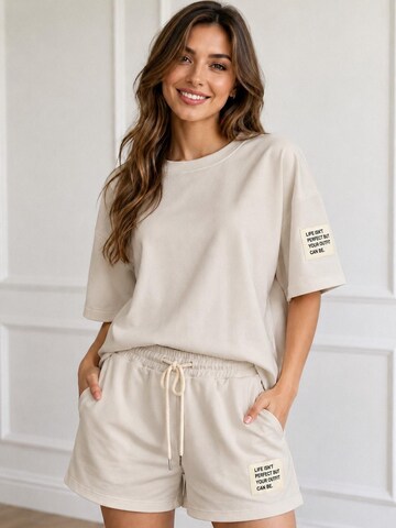 Worldclassca Sportanzug 'Worldclassca Damen Oversize 2tlg Set Jogginganzug' in Beige: Vorderseite