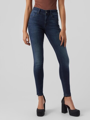 VERO MODA Skinny Kavbojke 'EMBRACE' | modra barva: sprednja stran