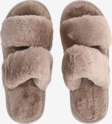 Whistler Slippers 'Flussia' in Beige