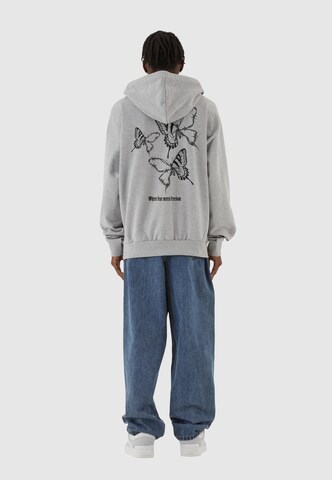 MJ Gonzales Sweatshirt 'Barbed Wings' in Grijs