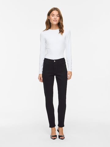 Slimfit Jeans 'MIA' di VILA in nero