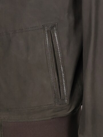 MUSTANG Between-season jacket in Grey