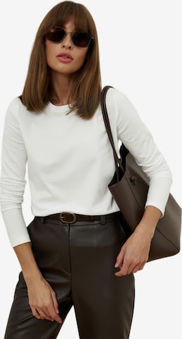 Yesfashion Shirt in White: front