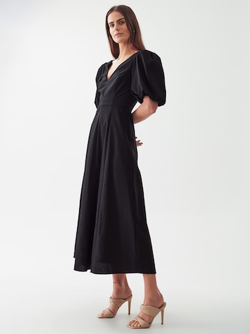 Willa - Vestido 'THERESE' em preto