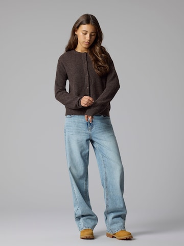 LMTD Strickjacke 'NLFKleave' in Braun