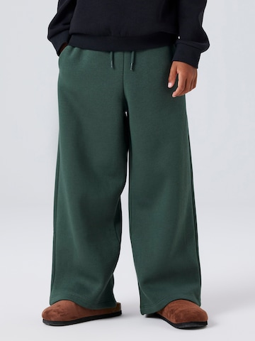 NAME IT - Pierna ancha Pantalón 'NKMNASIR' en verde: frente