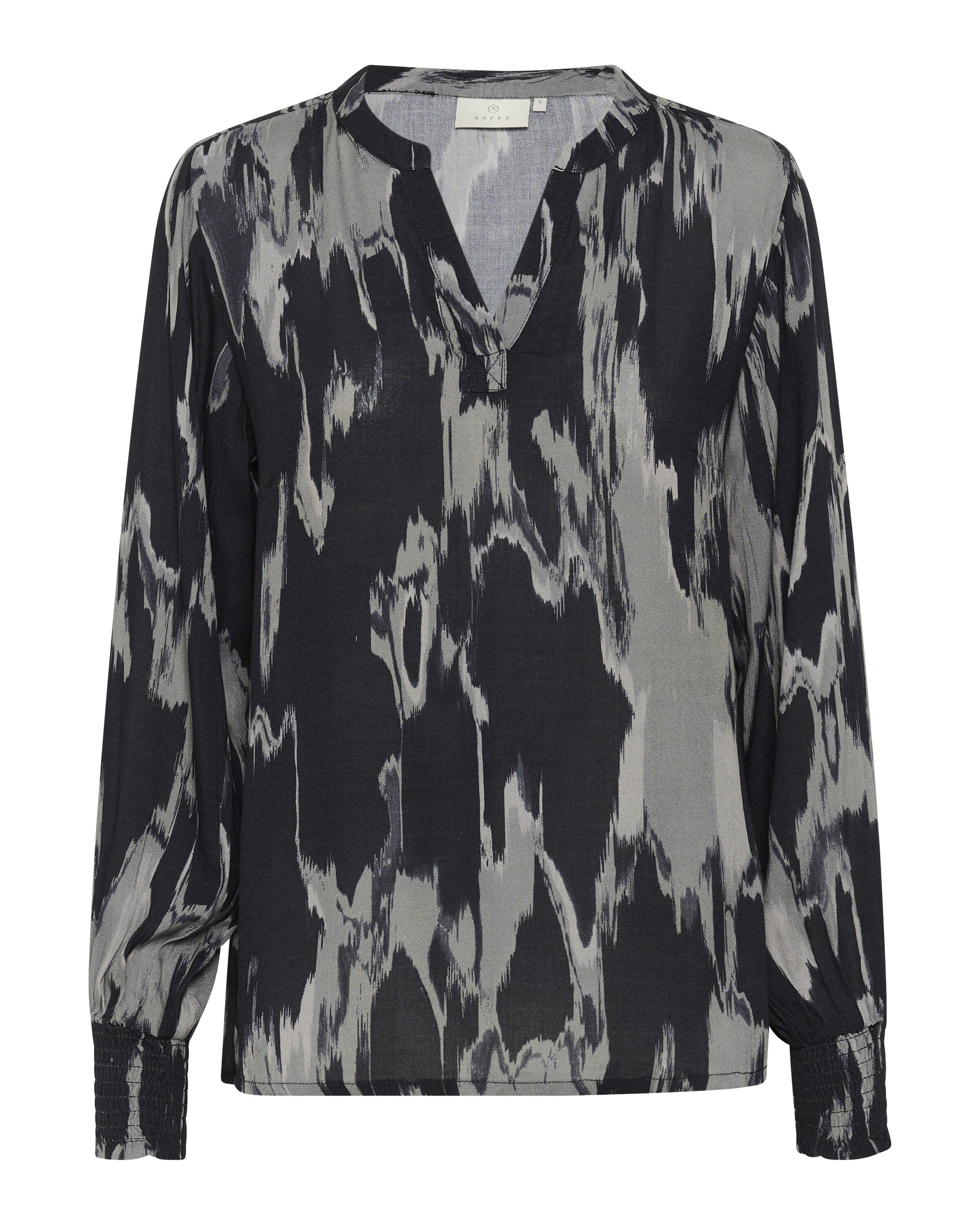 Kaffe Blouse in Black: front