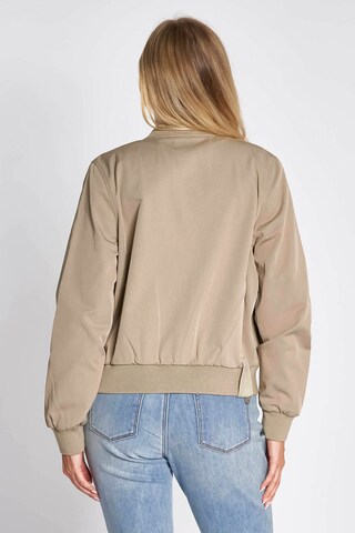 Zhrill Between-Season Jacket in Green
