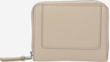 Calvin Klein Wallet in Beige: front