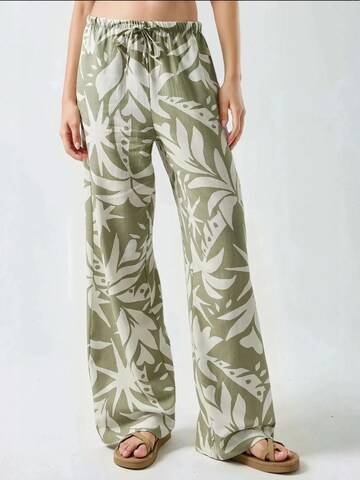 Loosefit Pantalon Hiccup en vert : devant