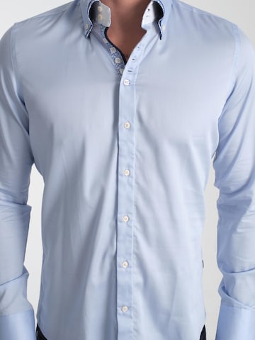 Slim fit Camicia 'Marco Polo Iconic Satin Man Shirt White' di 7Camicie in blu: frontale
