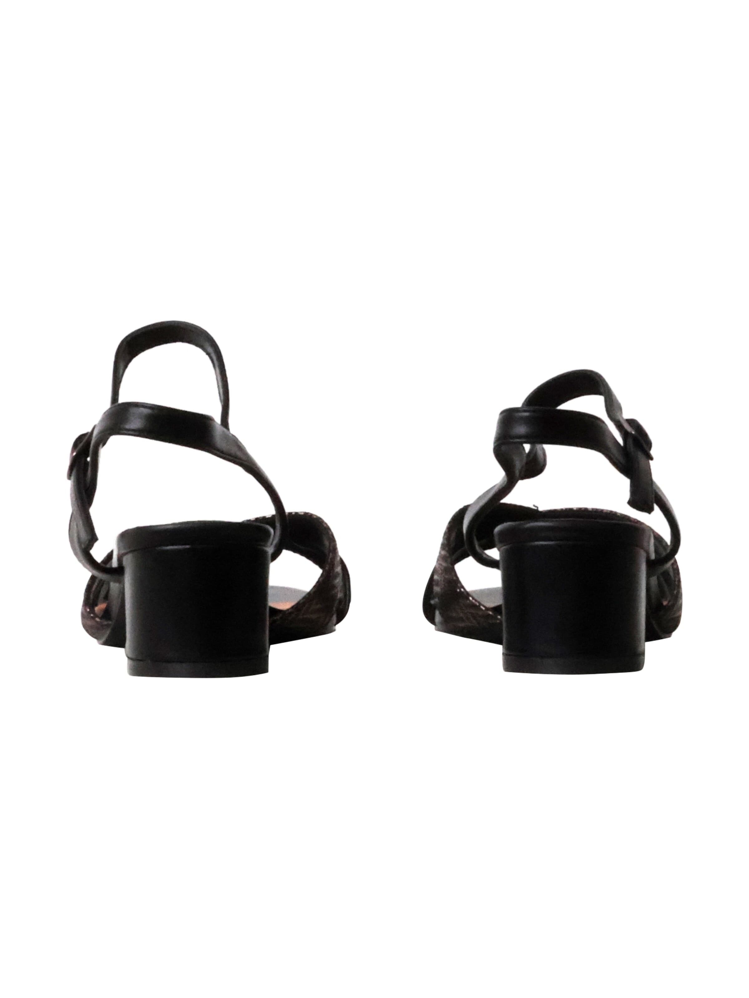 POTI PATI Sandals in Black
