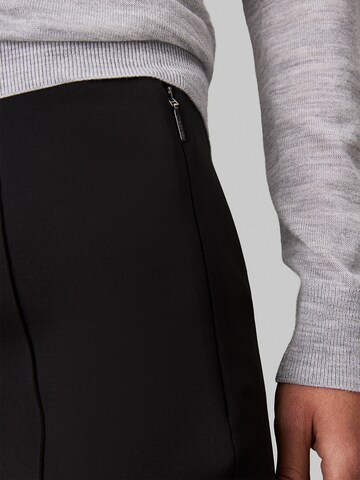 Skinny Leggings de la Calvin Klein pe negru