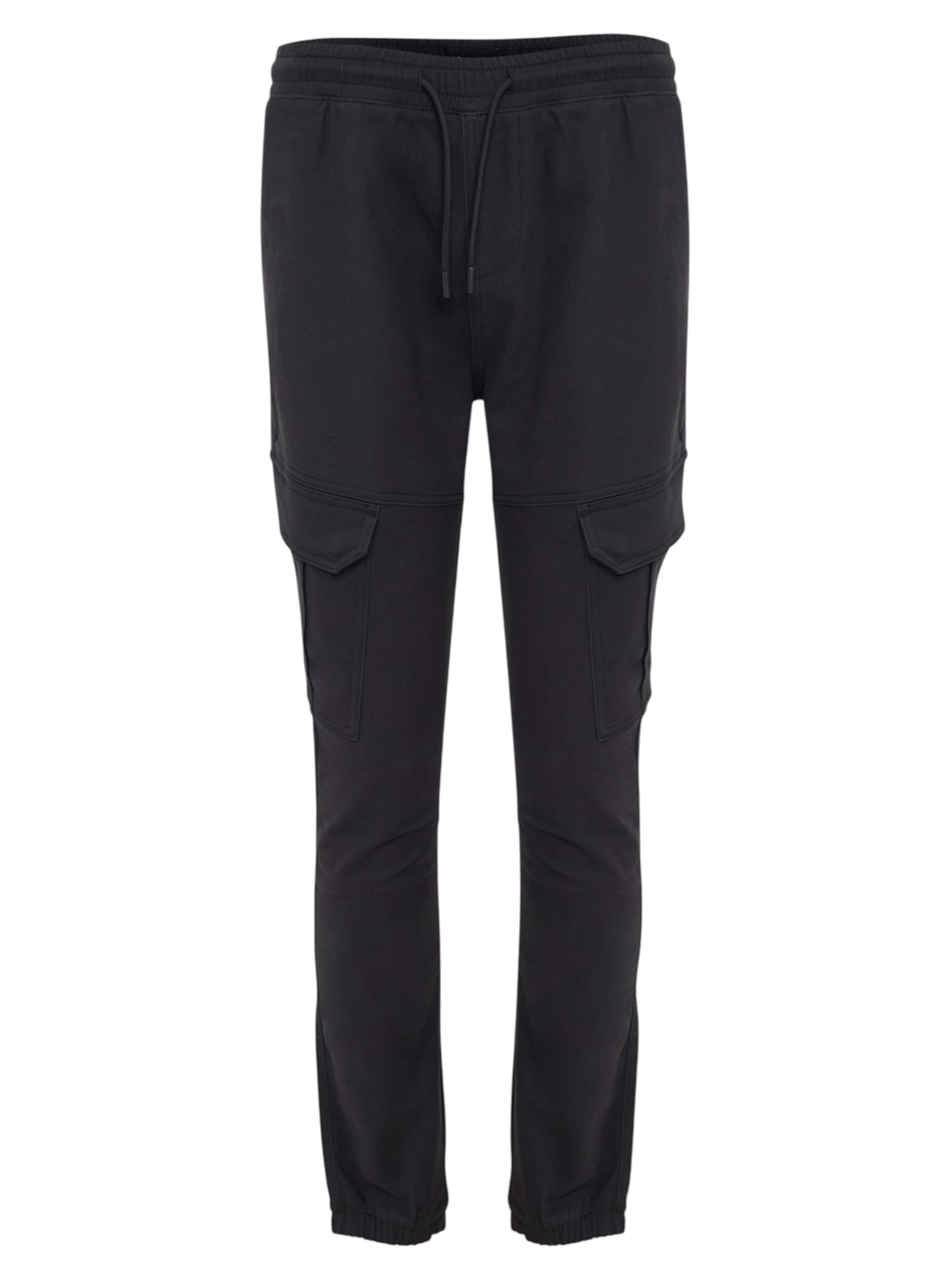 Threadbare lange Cargohose 'Garrix' in Schwarz: Vorderseite