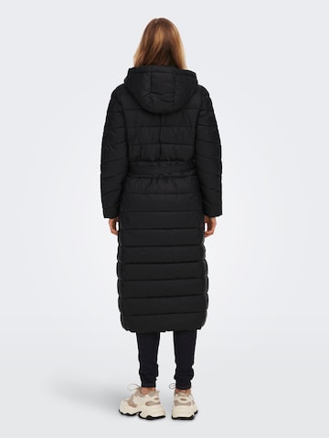 Manteau d’hiver 'Maggie' ONLY en noir