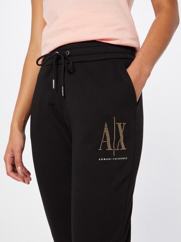 Tapered Pantaloni de la ARMANI EXCHANGE pe negru