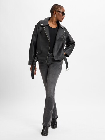 Regular Jean Liu Jo en noir