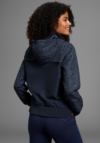 KangaROOS Between-Season Jacket in Blue