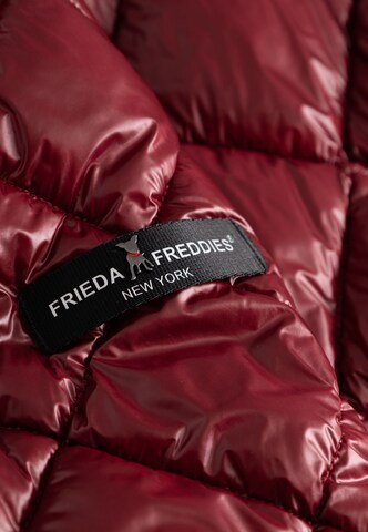Frieda & Freddies Between-Season Jacket in Red