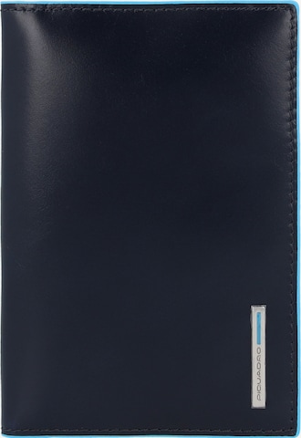Piquadro Case in Blue: front