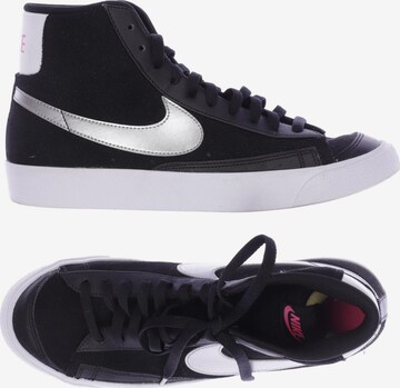 NIKE Sneakers & Trainers in 41 in Black: front