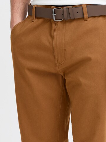 BLEND Slimfit Chino in Bruin