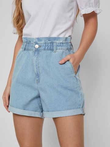 VILA Regular Shorts 'HAPPY' in Blau