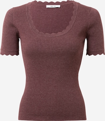 ABOUT YOU Sweater 'Celia' in Red: front