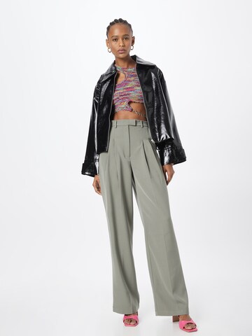 Wide Leg Pantalon à pince Nasty Gal en vert