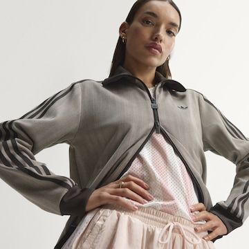 ADIDAS ORIGINALS Φθινοπωρινό και ανοιξιάτικο μπουφάν σε καφέ