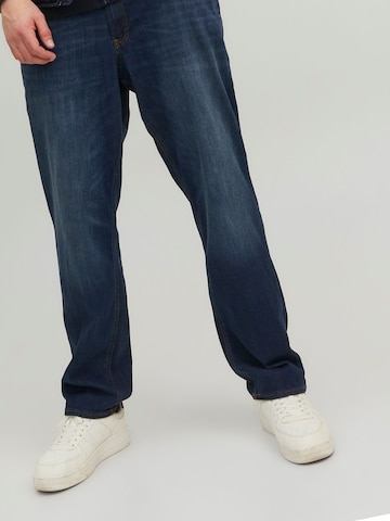 Jack & Jones Plus جينز واسع جينز 'Mike' بلون أزرق