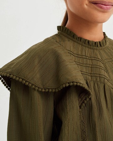 WE Fashion Blouse in Green