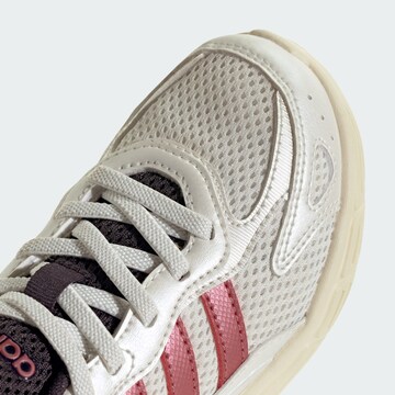 Baskets 'Eclyptix 2000' ADIDAS SPORTSWEAR en blanc