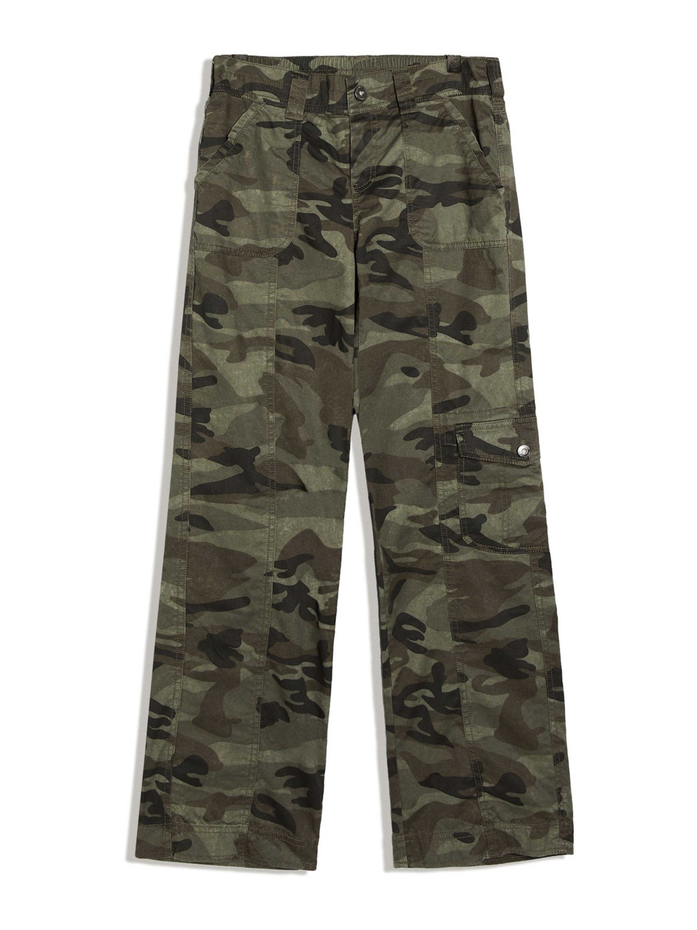 Bershka Regular Cargo trousers in Green: front
