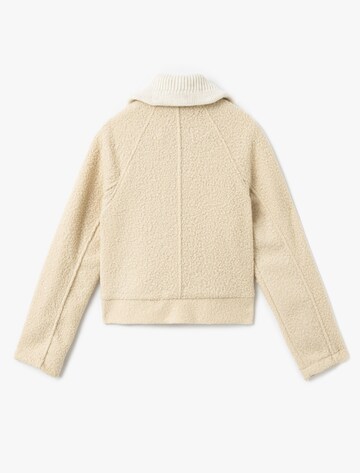 Koton Jacke in Beige