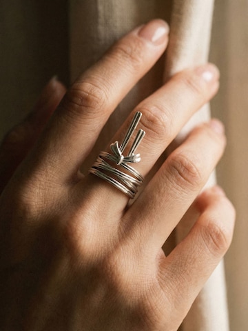 Nemomatheo Ring 'Ribbon Knot' in Silver