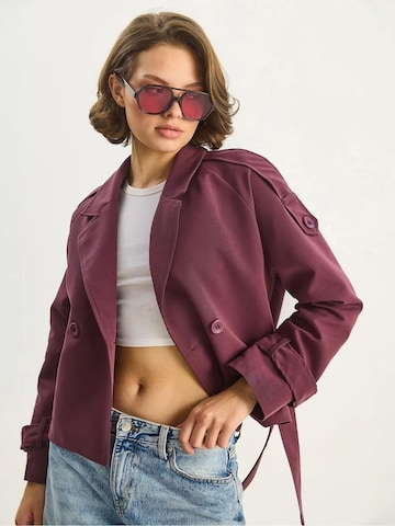 Bianco Lucci - Casaco meia-estação em vermelho