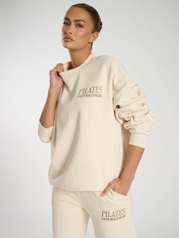South Beach Sweatshirt in Beige: voorkant