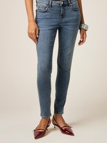 Skinny Jean oltre en bleu : devant